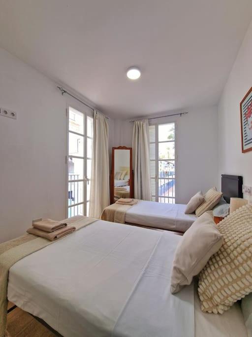 Encantador Duplex Para 6 A 1 Minuto De La Playa Benalmádena Exterior photo
