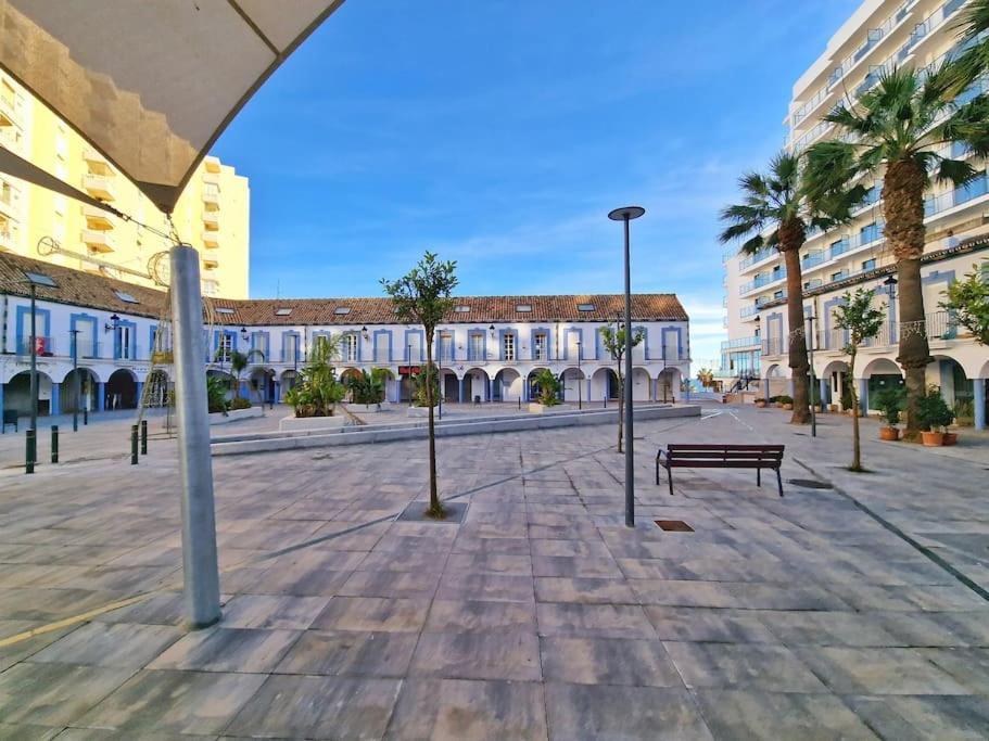 Encantador Duplex Para 6 A 1 Minuto De La Playa Benalmádena Exterior photo