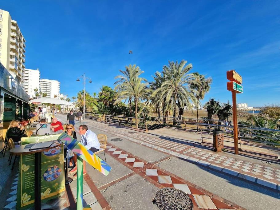 Encantador Duplex Para 6 A 1 Minuto De La Playa Benalmádena Exterior photo